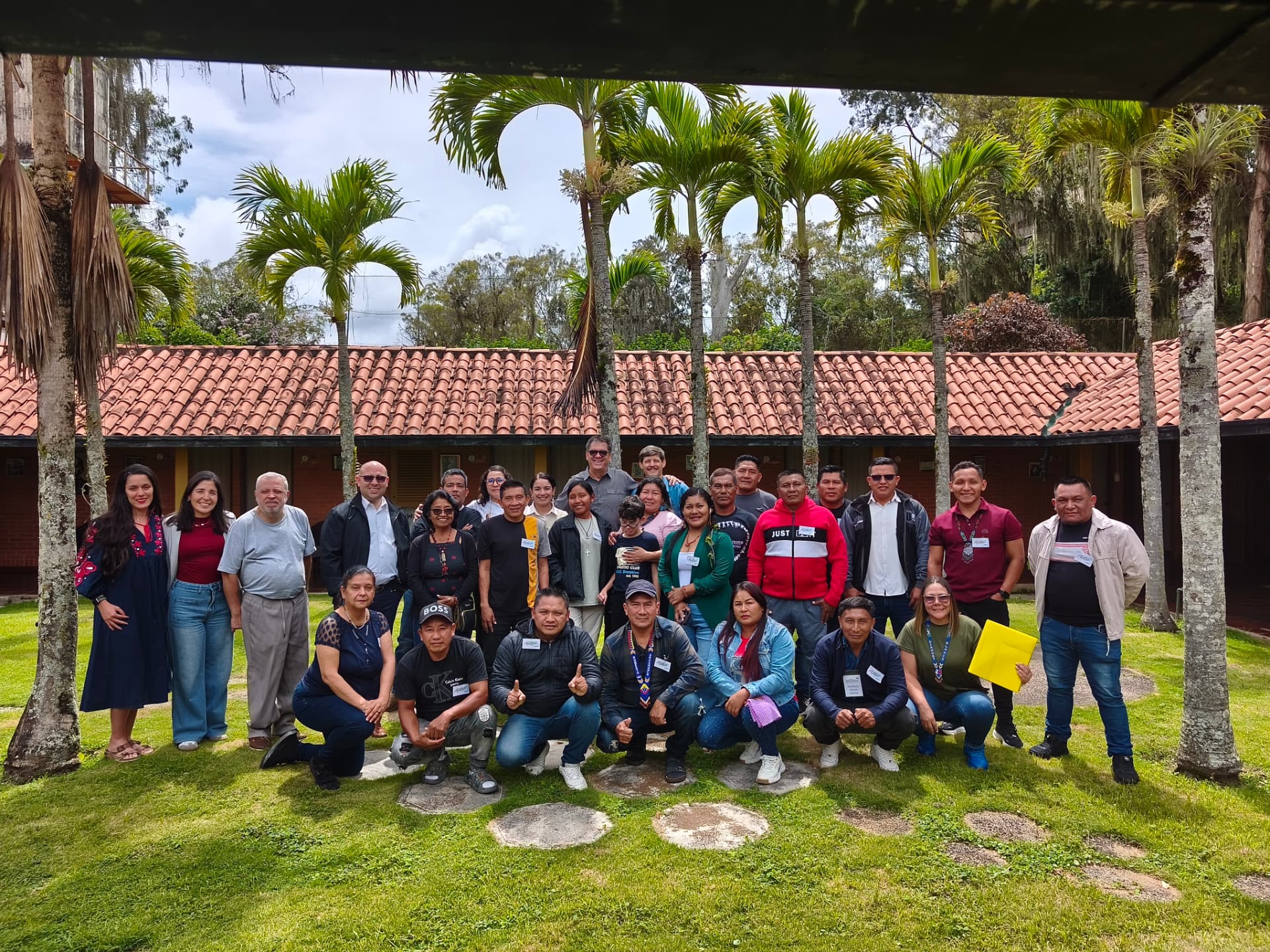 Imagen editorial: Capacitación y acción por la Amazonía: promotores indígenas se forman para la defensa de sus territorios y culturas